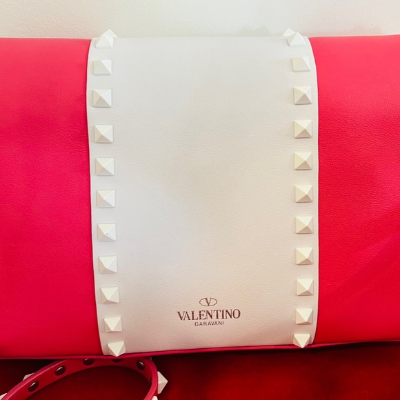 SOLD Valentino rockstud bag - Picture 4 of 4